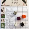 Spielblock für ein Würfelspiel inklusive fünf Würfel
